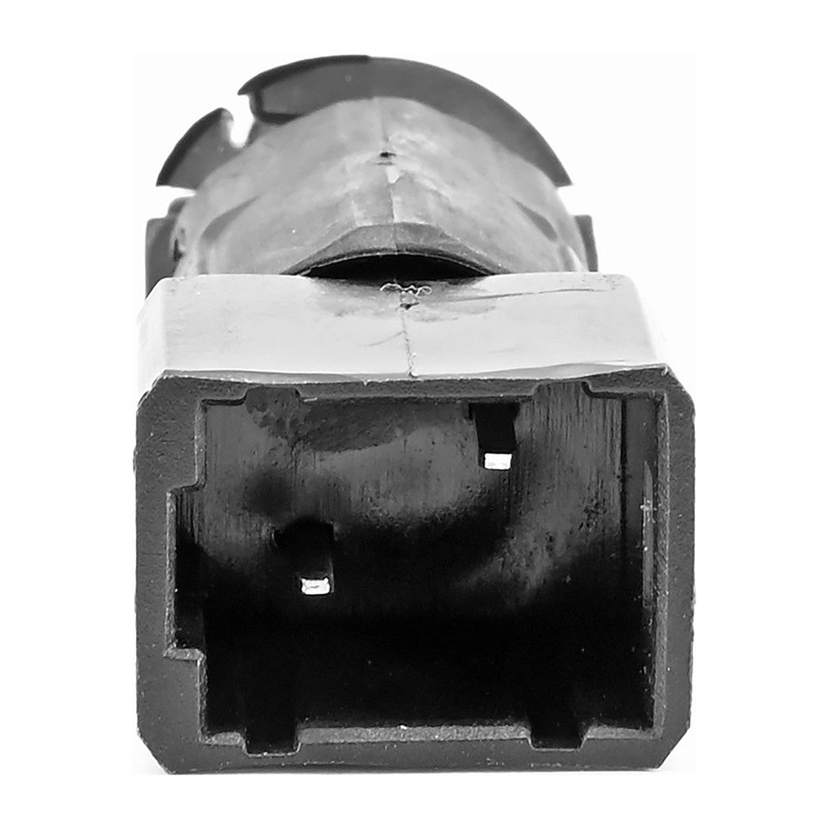 Interruptor Luz de Freno Del. Int. Nissan Platina 2002-2010 – vista 3